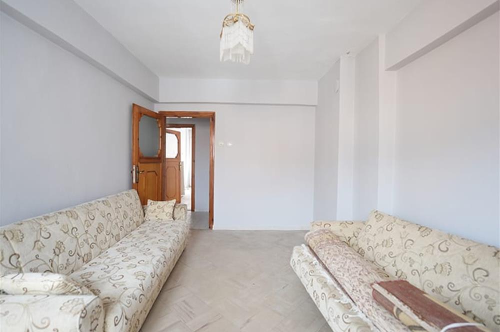 C21 Cius; 11 Eylül İlkokuluna Yakın Şehir Merkezinde 4+1 Ferah Daire