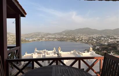 Yalıkavak Tilkicik Deniz Manzaralı Eşyalı Kiralık Dubleks Daire