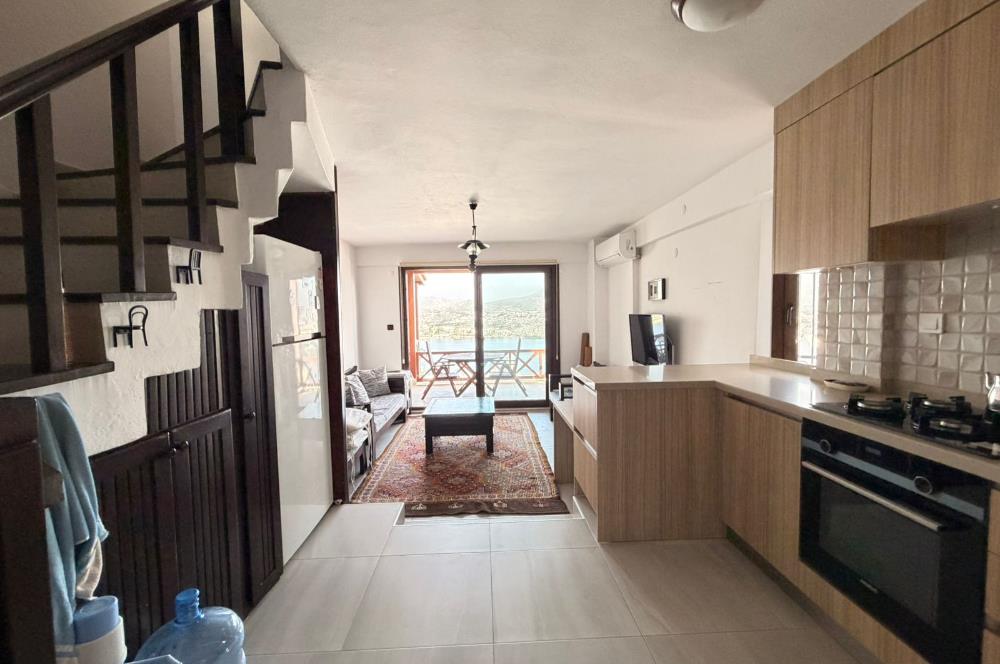 Yalıkavak Tilkicik Deniz Manzaralı Eşyalı Kiralık Dubleks Daire
