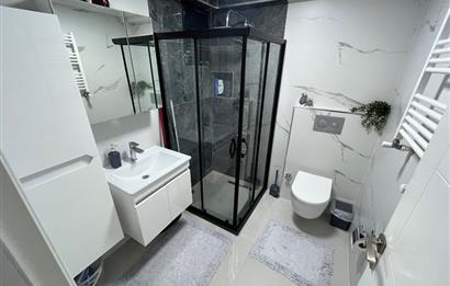 Eyüp Akşemsettin Satılık 2+1 İçi Yenilendi Fırsat Balkonlu Daire