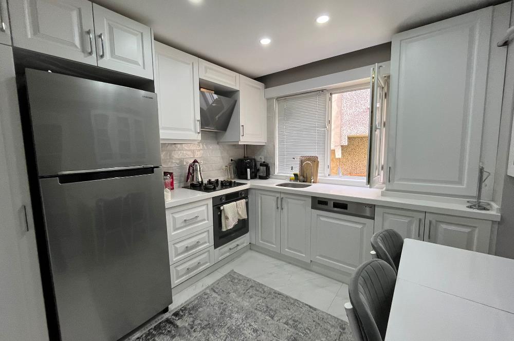 Eyüp Akşemsettin Satılık 2+1 İçi Yenilendi Fırsat Balkonlu Daire