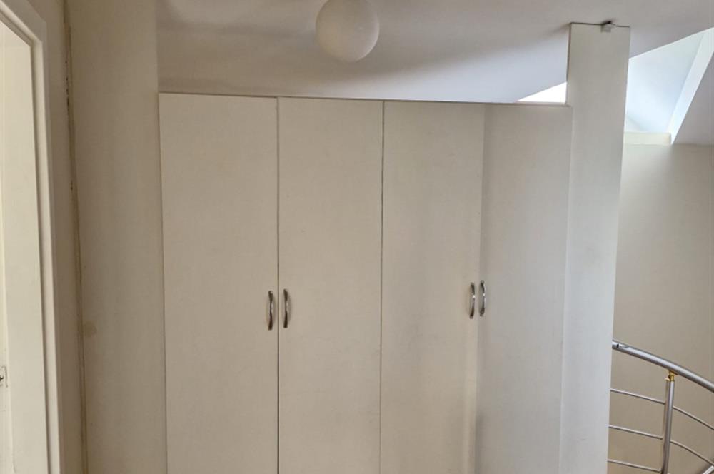 BAŞAKŞEHİR'de GENİŞ BAHÇELİ LÜKS KİRALIK VİLLA