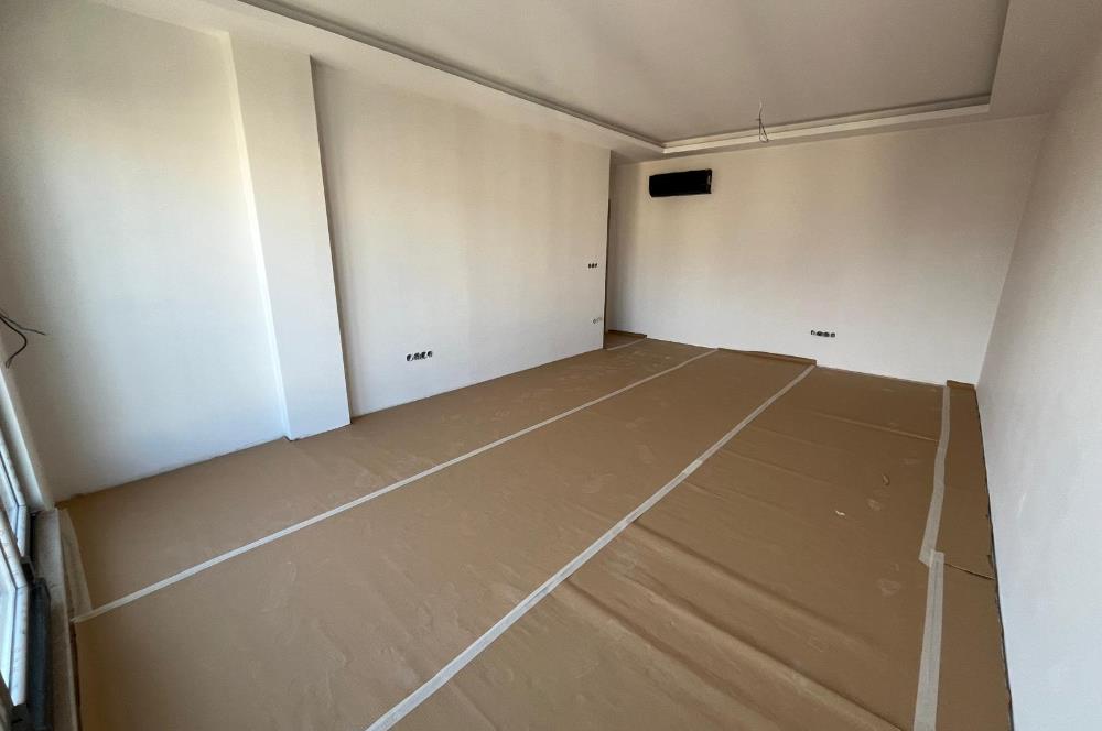 BOSTANCI'DA SAHİLE İDOYA YAKIN 0 BİNADA ULTRA LÜX 3+1