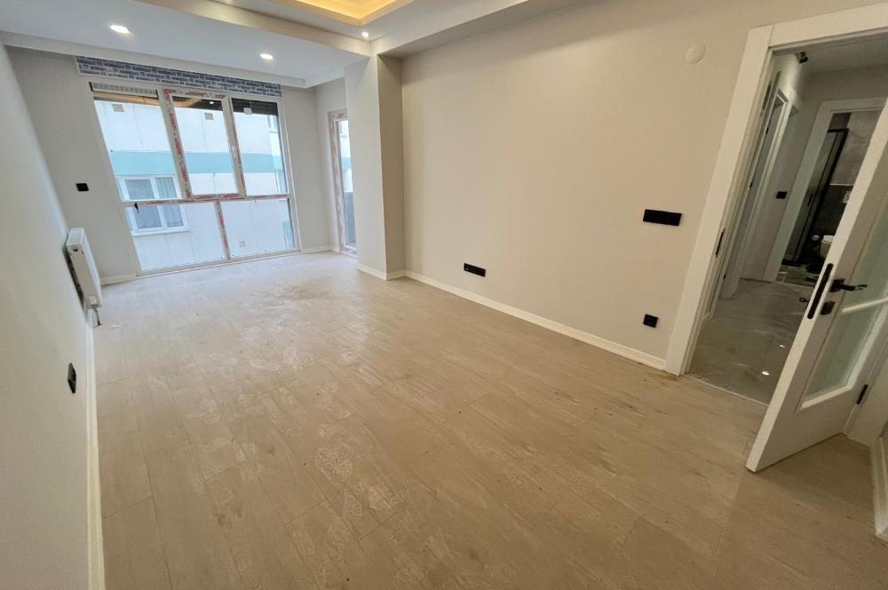 ALTINTEPE'DE 0 BİNADA BALKONLU ARA KATTA LÜX 2+1