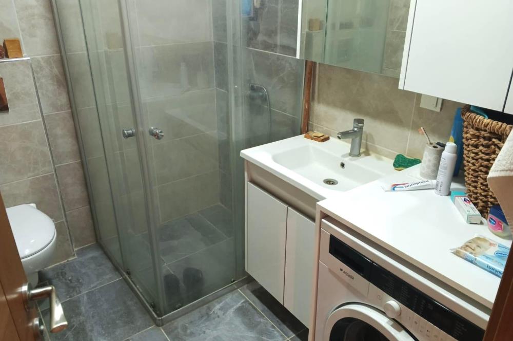 ALTINTEPE'DE MERKEZİ KONUMDA ÖN CEPHE BAHÇE MULLANIMLI 2+1