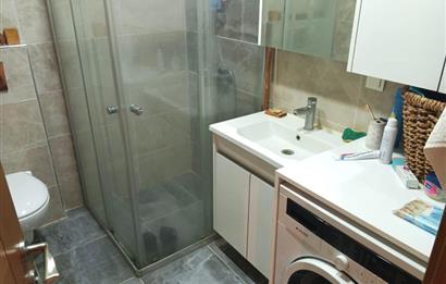 ALTINTEPE'DE MERKEZİ KONUMDA ÖN CEPHE BAHÇE MULLANIMLI 2+1