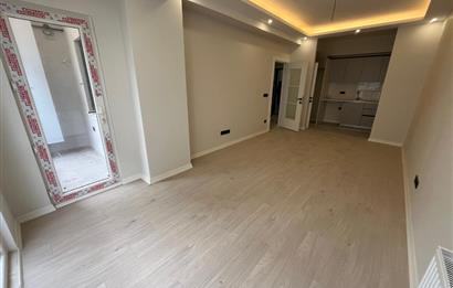 ALTINTEPE'DE 0 BİNADA BALKONLU ARA KATTA LÜX 2+1