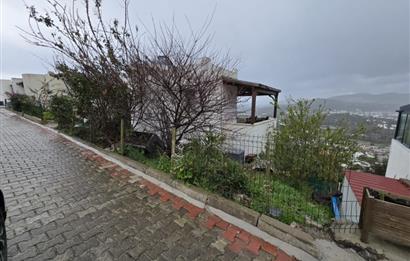 Bodrum Gümüşlük Satılık Deniz Manzaralı İkiz Villa