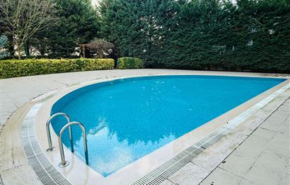 KEMER VADİ SİTESİNDE FERAH KULLANIMLI BALKONLU BEYAZ EŞYALI  1+1 DAİRE