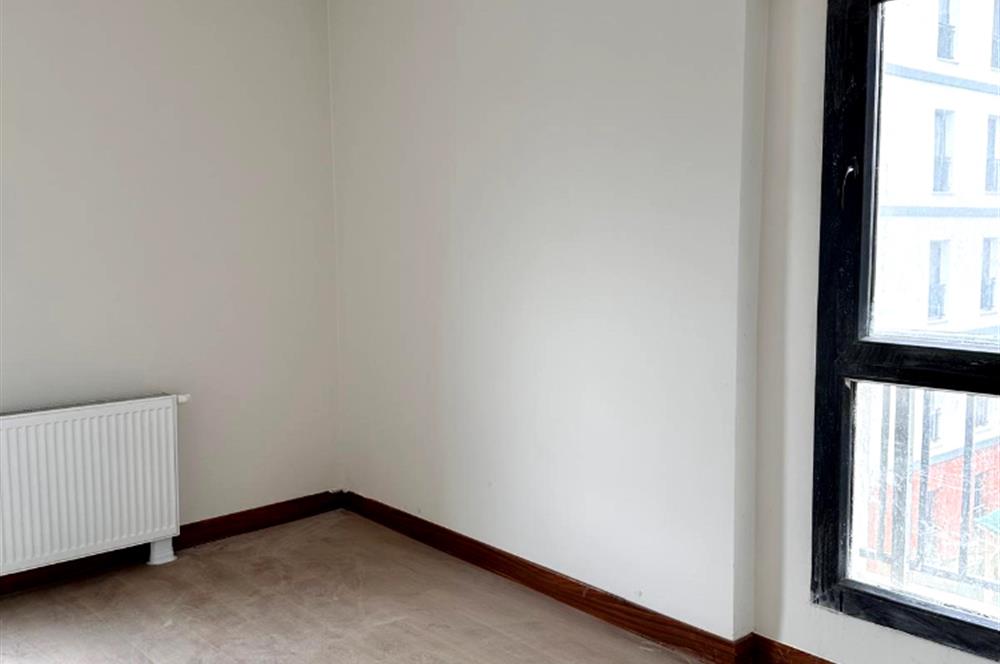 Tuzla Aydınlı TOKİ Evleri’nde 2+1 | 80 m² | Balkonlu | Kiralık