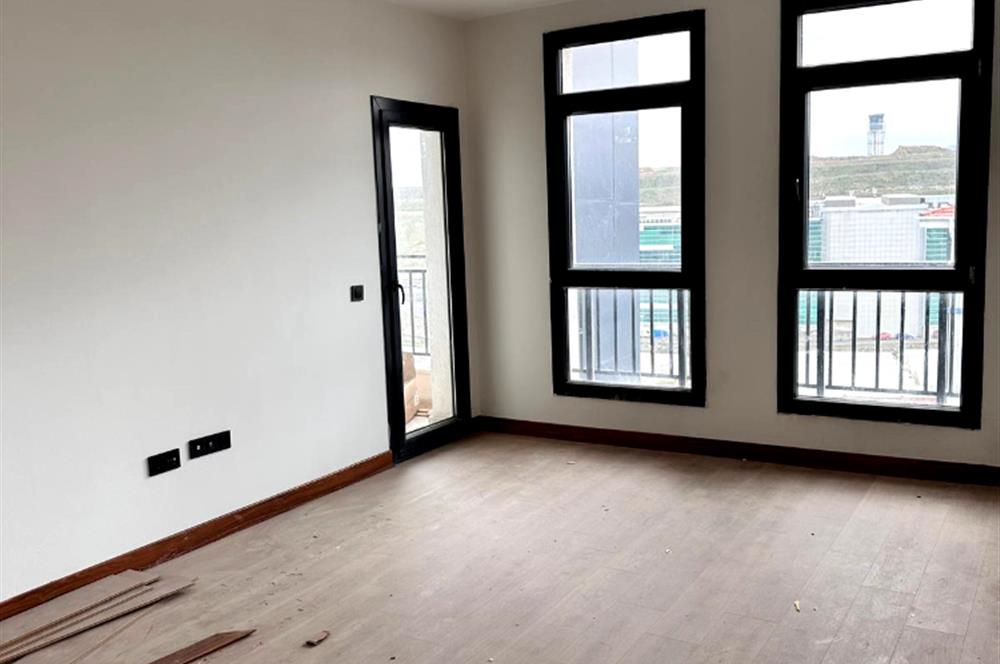 Tuzla Aydınlı TOKİ Evleri’nde 2+1 | 80 m² | Balkonlu | Kiralık