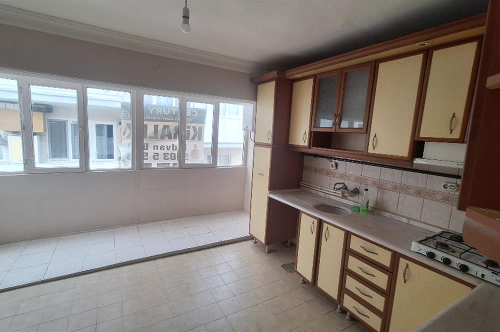 CENTURY 21 VİZYON'DAN AKARBAŞI MAH.DE KİRALIK 2+1 DAİRE