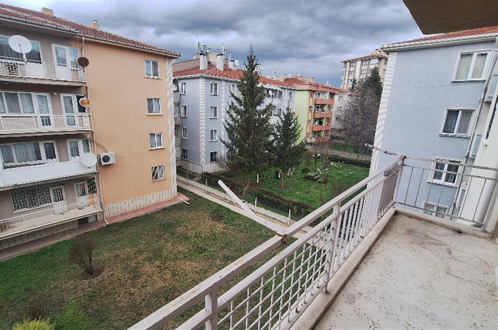 CENTURY 21 VİZYON'DAN AKARBAŞI MAH.DE KİRALIK 2+1 DAİRE