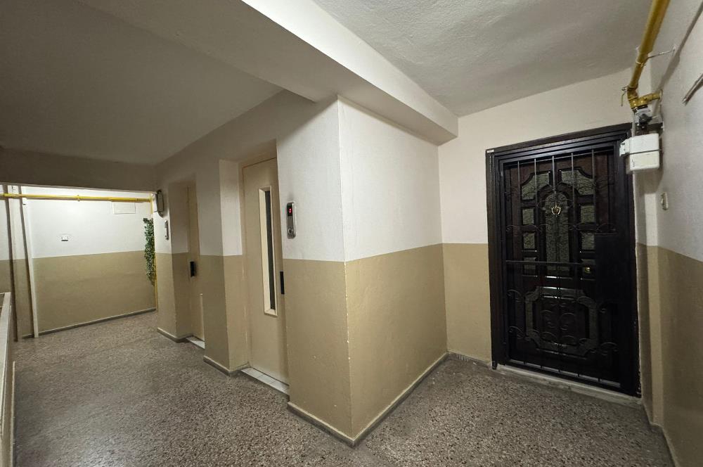 Karşıyaka Bahriye Üçok Bulvarı Üzerinde 3+1 Satılık Daire