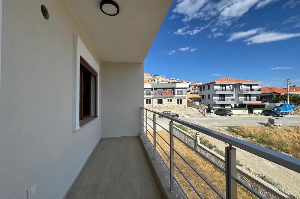 Foça Bağarası'nda Satılık Sıfır 2+1 Daire