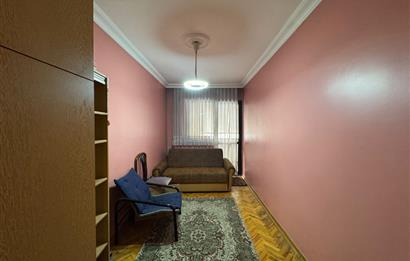 Karşıyaka Bahriye Üçok Bulvarı Üzerinde 3+1 Satılık Daire