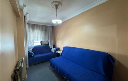 Karşıyaka Bahriye Üçok Bulvarı Üzerinde 3+1 Satılık Daire