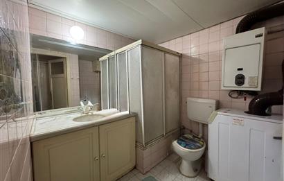 Karşıyaka Bahriye Üçok Bulvarı Üzerinde 3+1 Satılık Daire