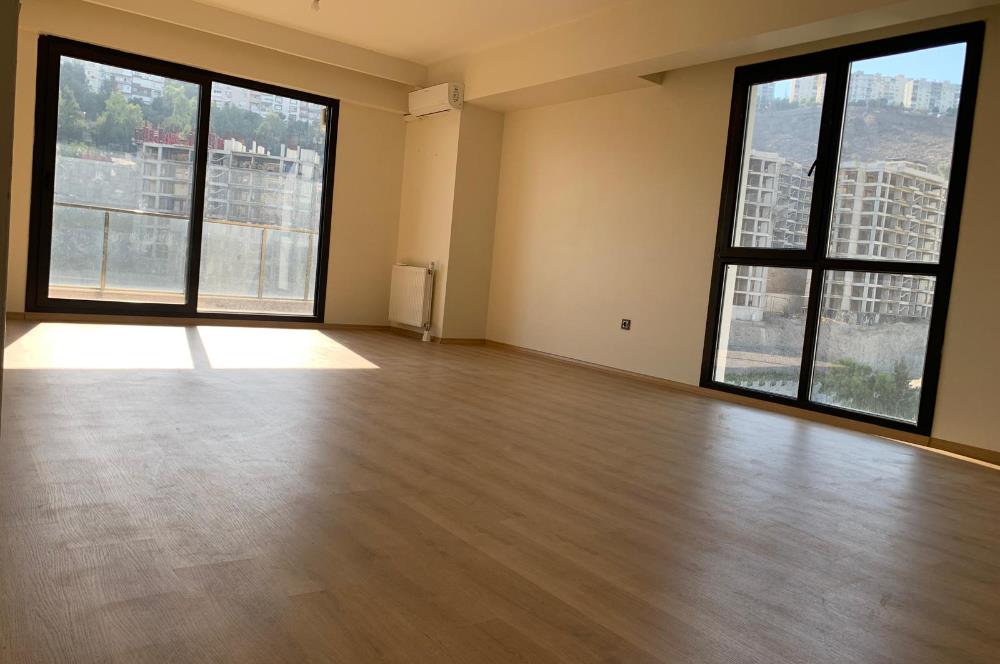 Park Yaşam Santorini'de Büyük Tip Satılık 3+1 Daire