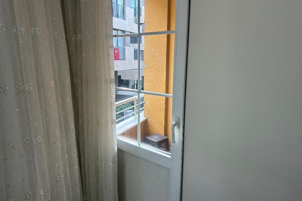 Göktürk Belediye caddesinde satılık 2+1 arakat daire