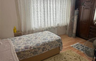 Göktürk Belediye caddesinde satılık 2+1 arakat daire