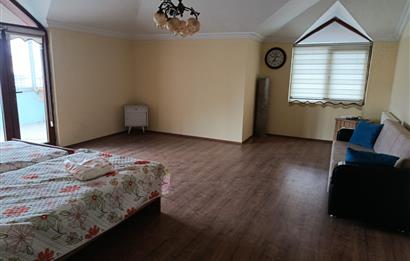 C21 UZMAN DAN YOMRA MERKEZ DE KİRALIK ÇATI KATI