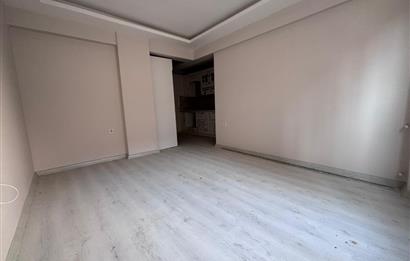 Bayraklı Fuat Edip Baksı'da Sıfır, Merkezi Konumda 2+1 Satılık