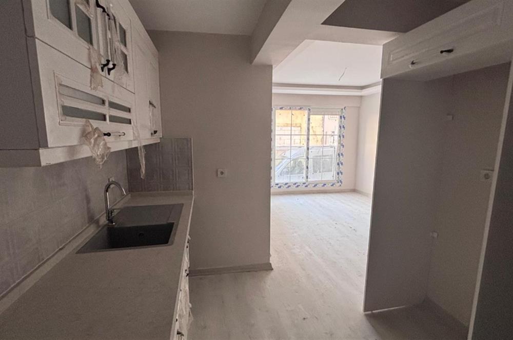 Bayraklı Fuat Edip Baksı'da Sıfır, Merkezi Konumda 2+1 Satılık