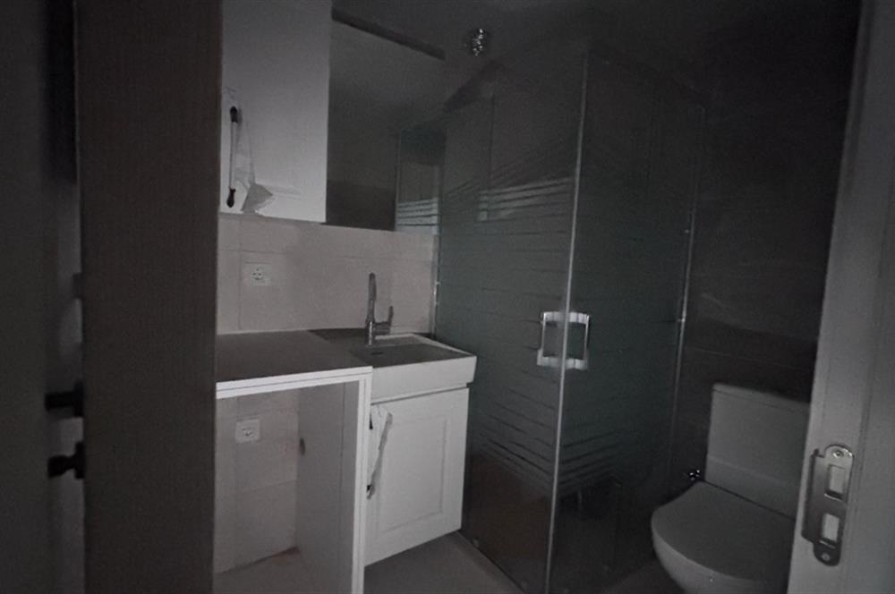 Bayraklı Fuat Edip Baksı'da Sıfır, Merkezi Konumda 2+1 Satılık