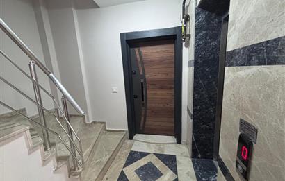 Bayraklı Fuat Edip Baksı'da Sıfır, Merkezi Konumda 2+1 Satılık