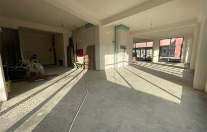 KARTAL YALI MAHALLESİ'NDE 220 m2 KULLANIM VE DEPOLU SIFIR DÜKKAN