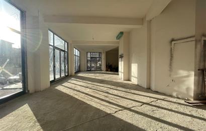 KARTAL YALI MAHALLESİ'NDE 220 m2 KULLANIM VE DEPOLU SIFIR DÜKKAN