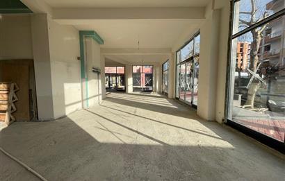 KARTAL YALI MAHALLESİ'NDE 220 m2 KULLANIM VE DEPOLU SIFIR DÜKKAN