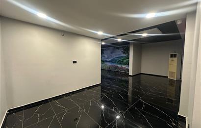 PENDİK ESENLER MAHALLESİ'NDE 505 m2 NET CEPHESİ AÇIK DÜKKAN