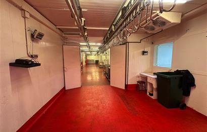 PENDİK ESENLER MAHALLESİ'NDE 505 m2 NET CEPHESİ AÇIK DÜKKAN