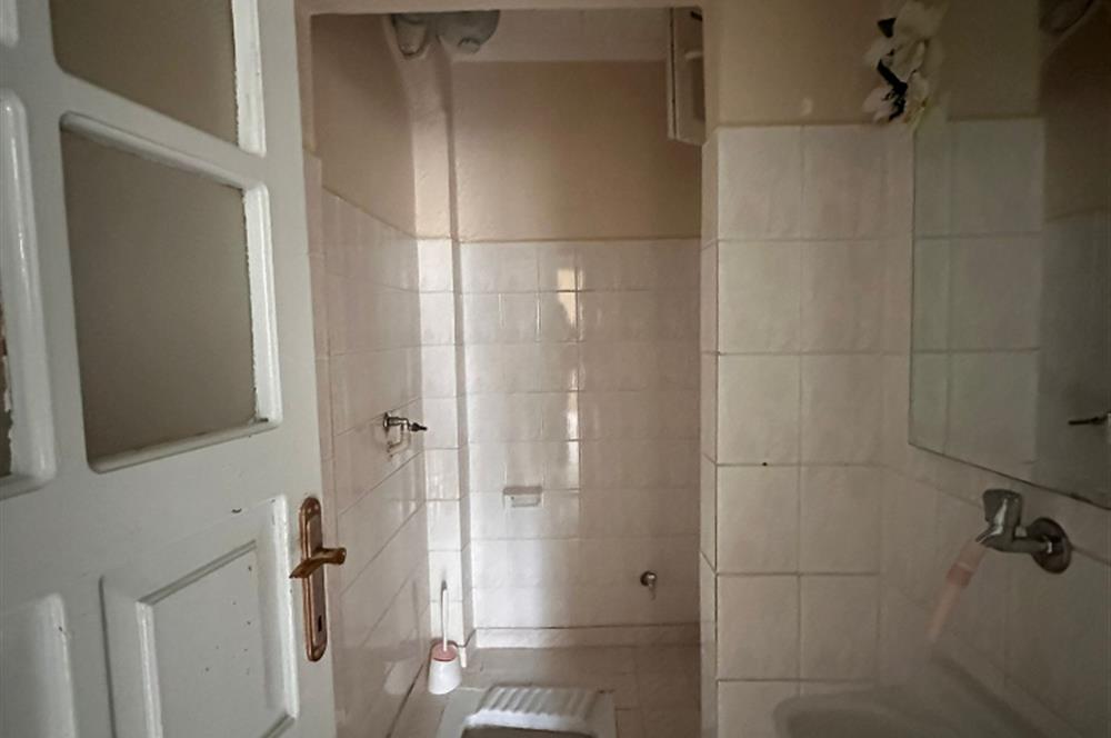 BAHÇELİEVLER MAH. BAHÇE KATI ÜNİVERSİTEYE YAKIN SATILIK DAİRE