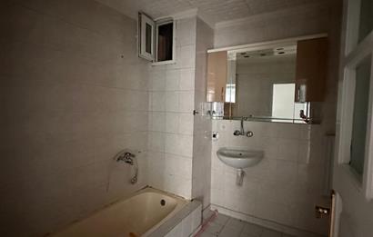 BAHÇELİEVLER MAH. BAHÇE KATI ÜNİVERSİTEYE YAKIN SATILIK DAİRE