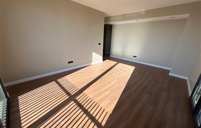 DENİZ MANZARALI GÜVENLİKLİ ÖZEL OTOPARKLI 3+1