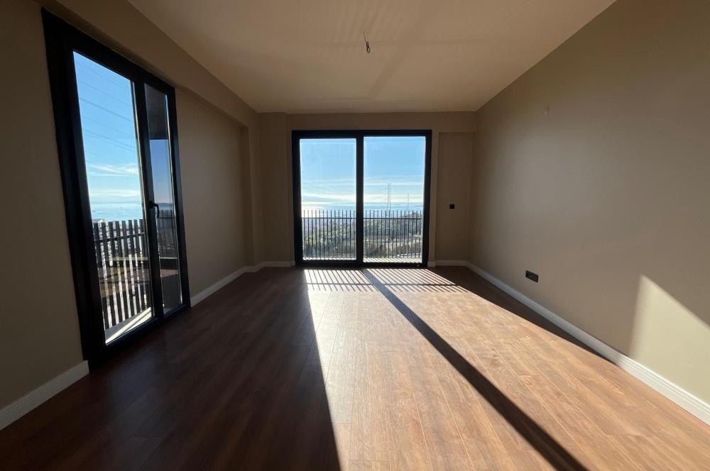 DENİZ MANZARALI GÜVENLİKLİ ÖZEL OTOPARKLI 3+1