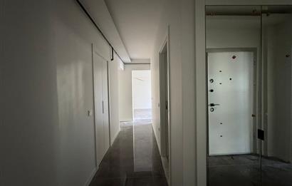 Karşıyaka Nergiz Dedebaşı Mh'de Sıfır 3+1 Kiralık Daire