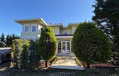 Enka Country'de Satılık 6+1 Tripleks Villa - Özel Dekorasyonlu