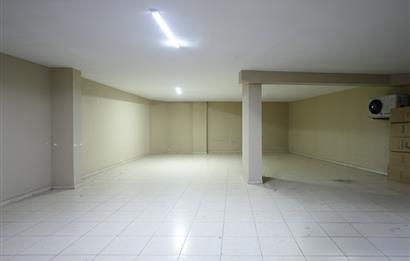 Gemlik'te Orhangazi Caddesinde Devren Kiralık Market