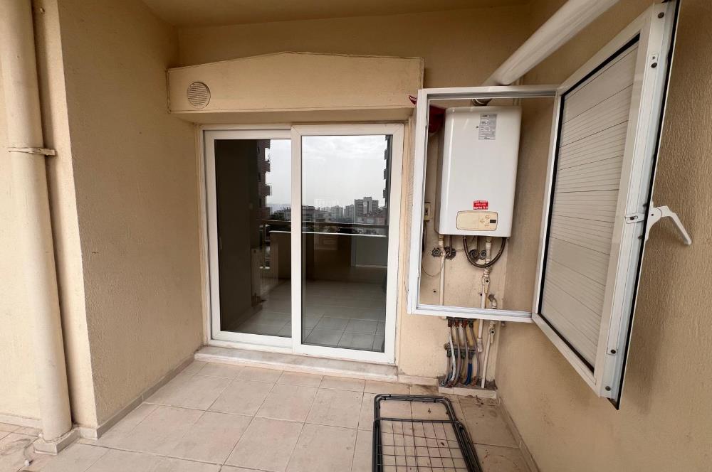 Karşıyaka Mustafa Kemal Mah. Körfezköy Sitesi Kiralık 1+1 Daire