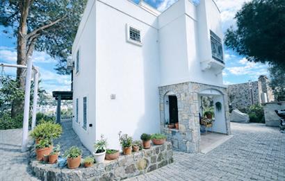 Gündoğan Küçükbükte Denize Yürüme Mesafesinde 3+1 Dubleks 