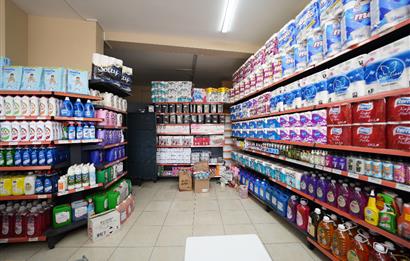 Gemlik'te Orhangazi Caddesinde Devren Kiralık Market