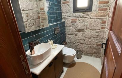 Cunda'da Yaz-Kış Kiralık, Denize Sıfır,Full Eşyalı Taş Villa