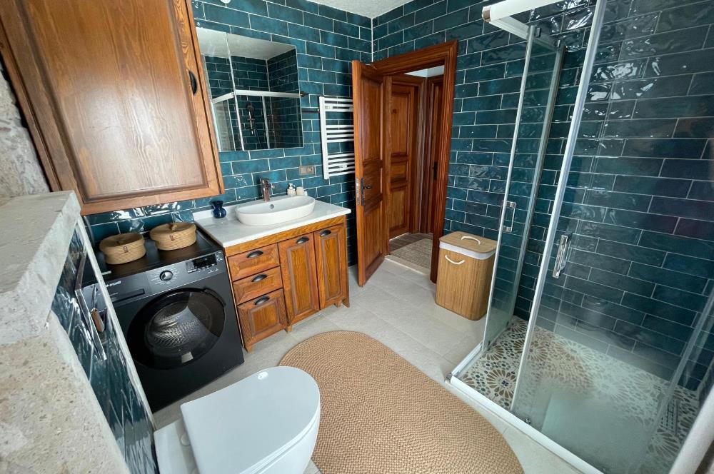 Cunda'da Yaz-Kış Kiralık, Denize Sıfır,Full Eşyalı Taş Villa