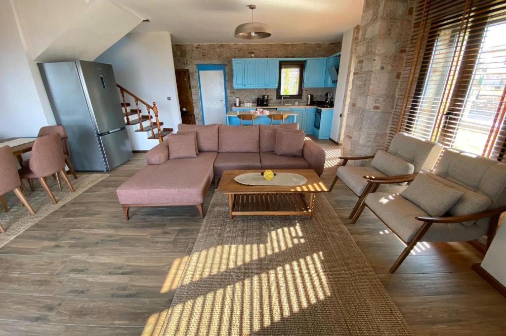 Cunda'da Yaz-Kış Kiralık, Denize Sıfır,Full Eşyalı Taş Villa