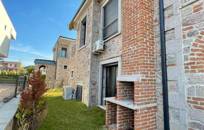 Cunda'da Yaz-Kış Kiralık, Denize Sıfır,Full Eşyalı Taş Villa