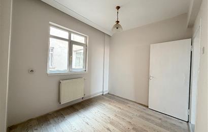 İstasyon Mah. Hastane Yanında 3+1 Bağımsız Yenilenmiș